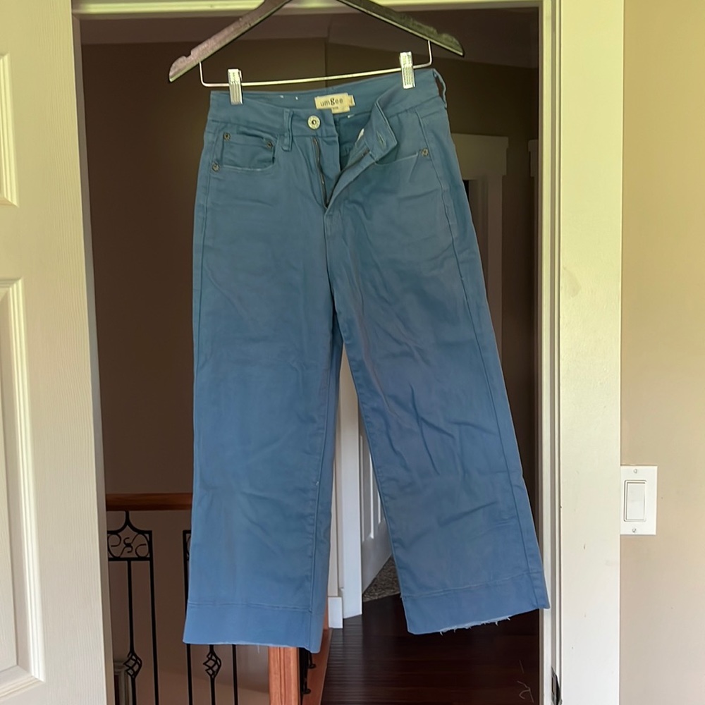 Cropped pants